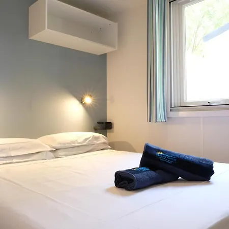 Happy Camp Mobile Homes In Senia Cala Canyelles * Lloret de Mar
